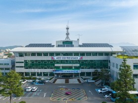 “두루두루 활력있는 생애맞춤 일자리”2024년 철원군 일자리 박람회 개최